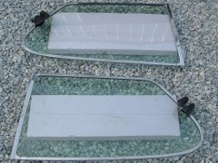 Rear windows outside
